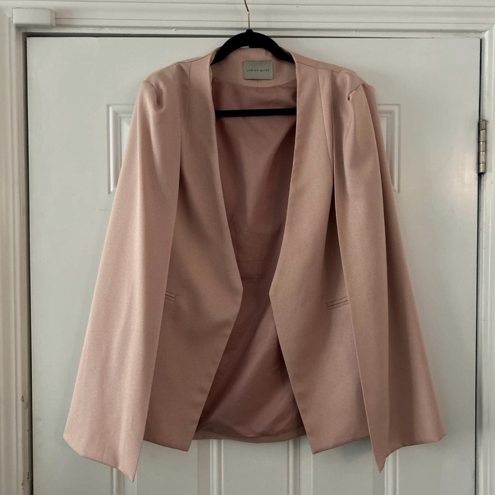 Lavish Alice Cape Blazer US L. Only worn once to an event. Like New